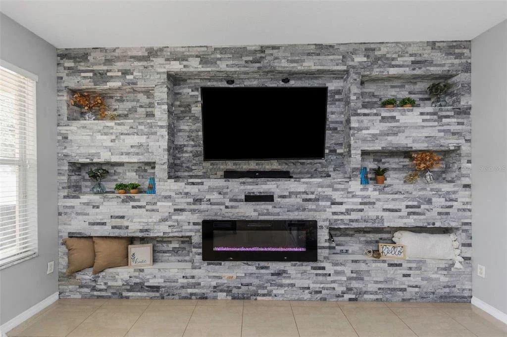 Photo of 14818 EDGEMERE DRIVE