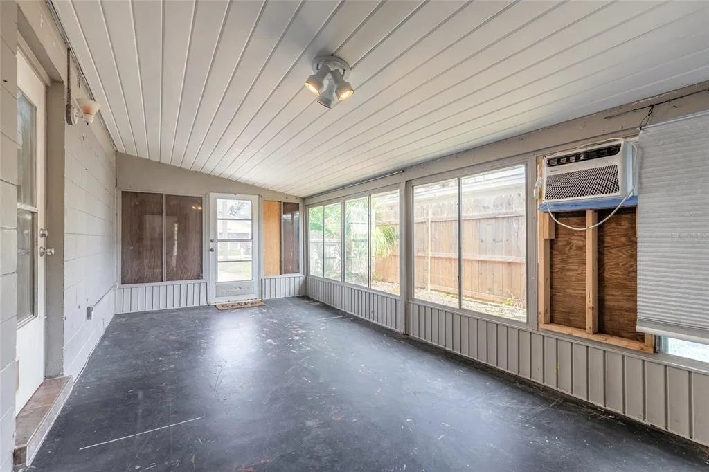 Photo of 304 FOX PLACE