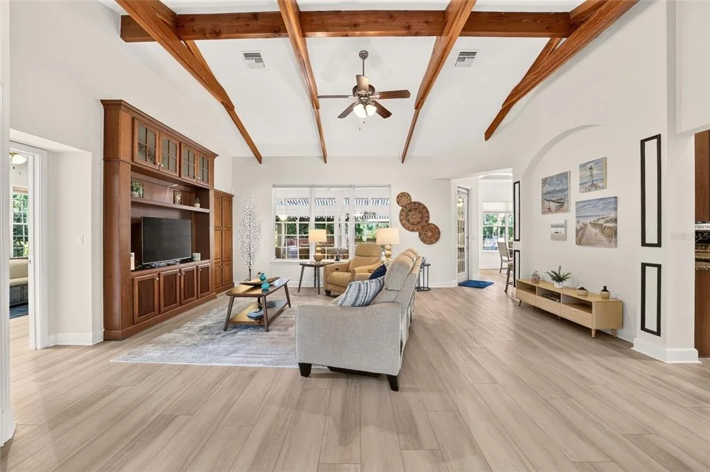 Photo of 914 SE 43RD STREET