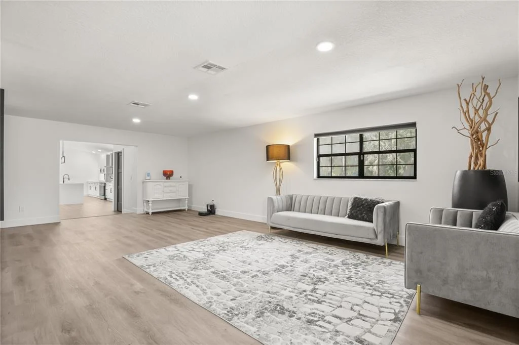Photo of 1 CUNNINGHAM LANE