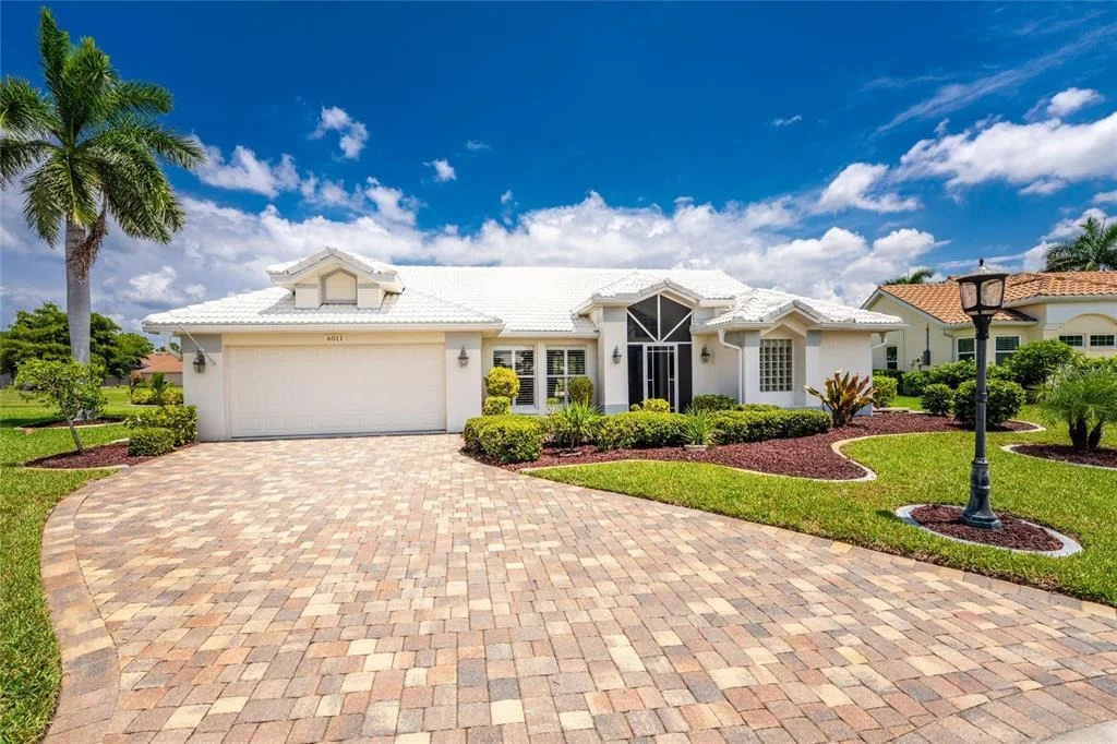 Photo of 6011 KEY LARGO CIRCLE