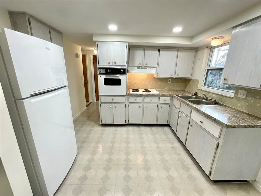 Photo of 4810 FLORA AVENUE