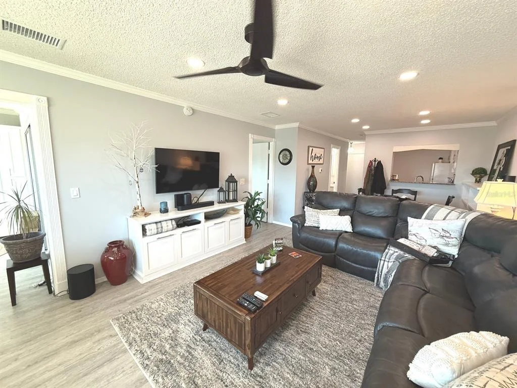 Photo of Unit 317A at 100 BLUFF VIEW DRIVE