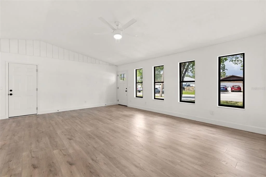 Photo of 2527 SABAL PALM DRIVE