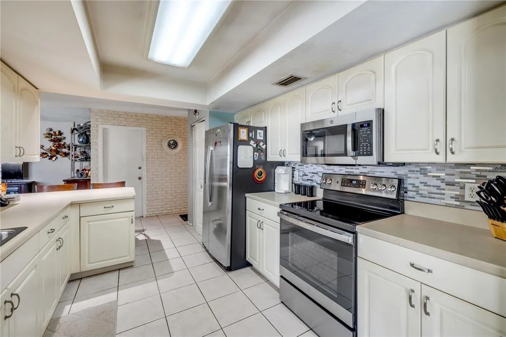 Photo of 1529 SABAL PALM DRIVE