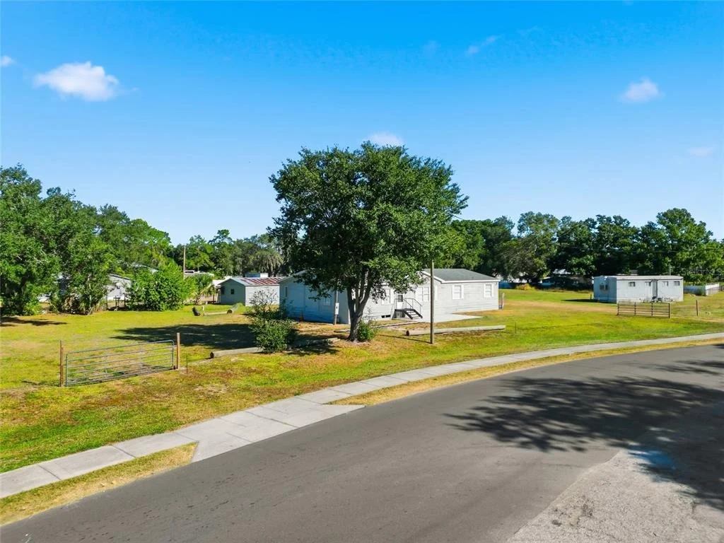 Photo of 12422 BALM RIVERVIEW ROAD