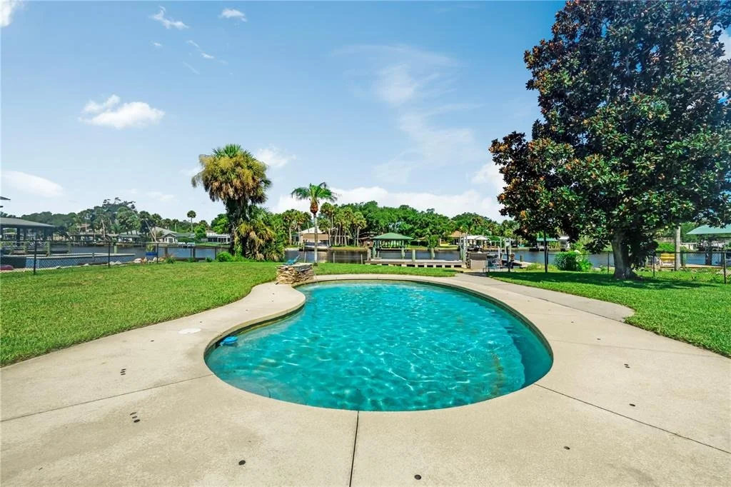 Photo of 988 SHOCKNEY DRIVE