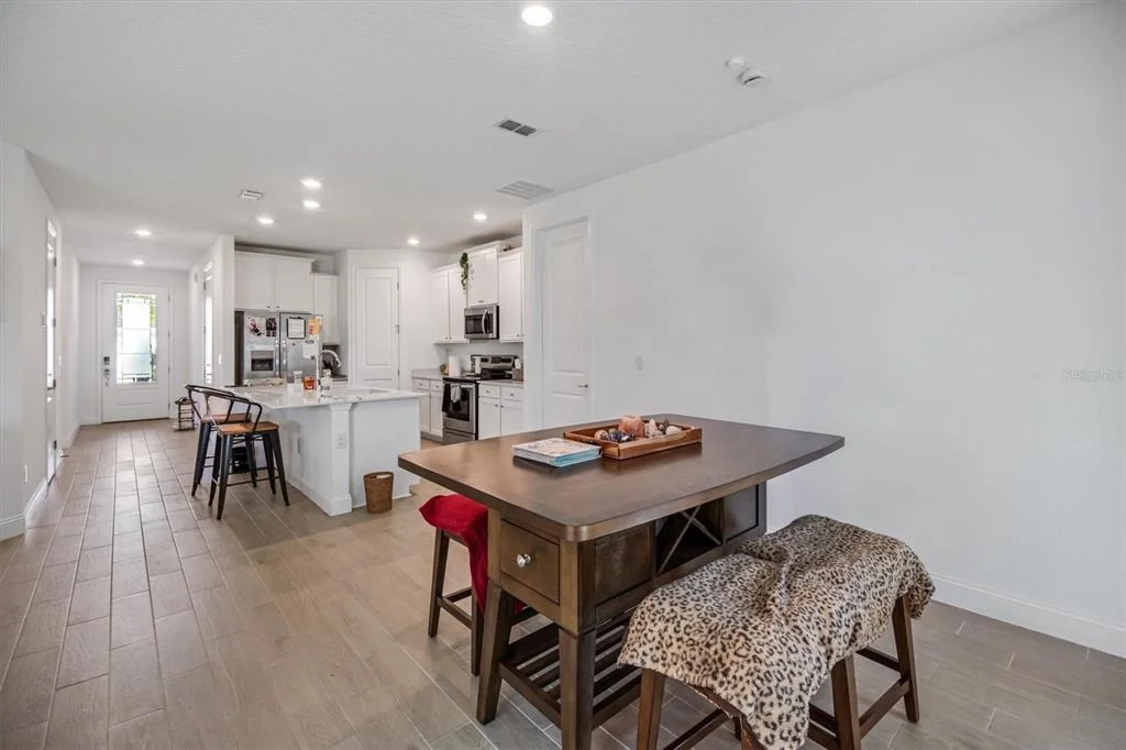 Photo of 2170 RAGLAN CIRCLE