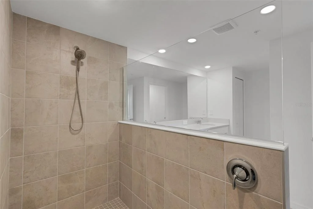 Photo of Unit 104 at 5624 SUMMIT POINTE CIRCLE