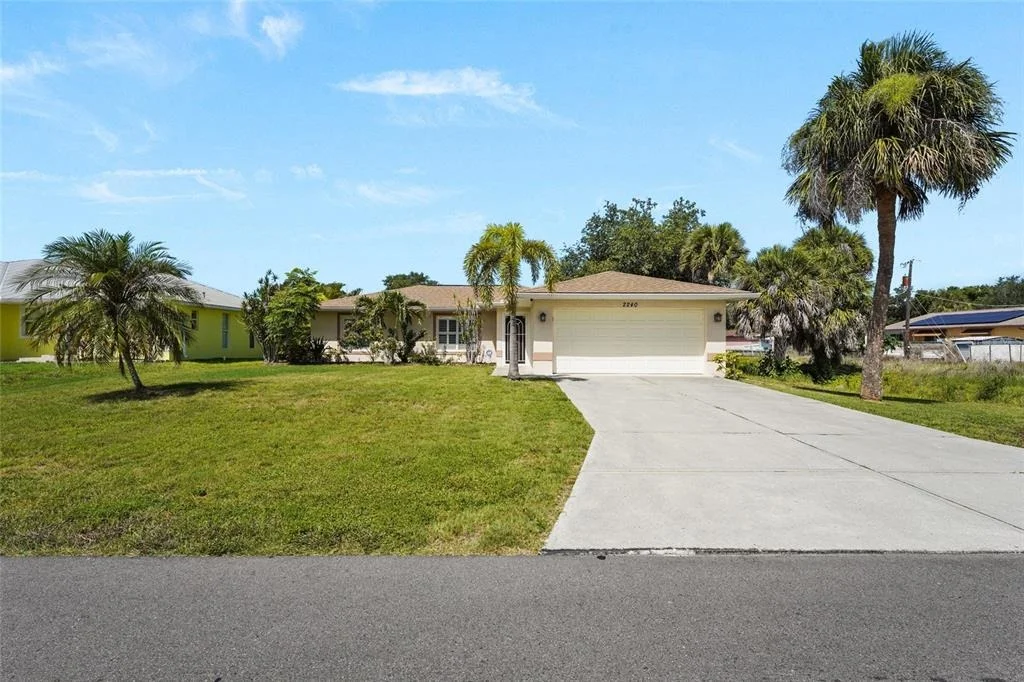 Photo of 2240 GENTIAN ROAD