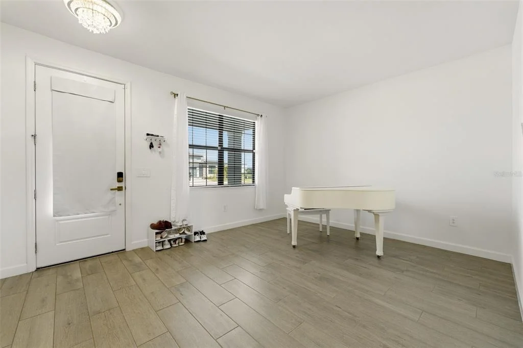 Photo of 4886 SEAFOAM TRAIL