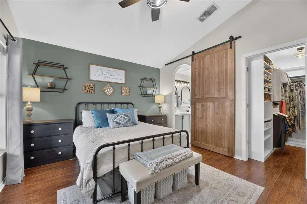 Photo of 7629 DEVONBRIDGE GARDEN WAY