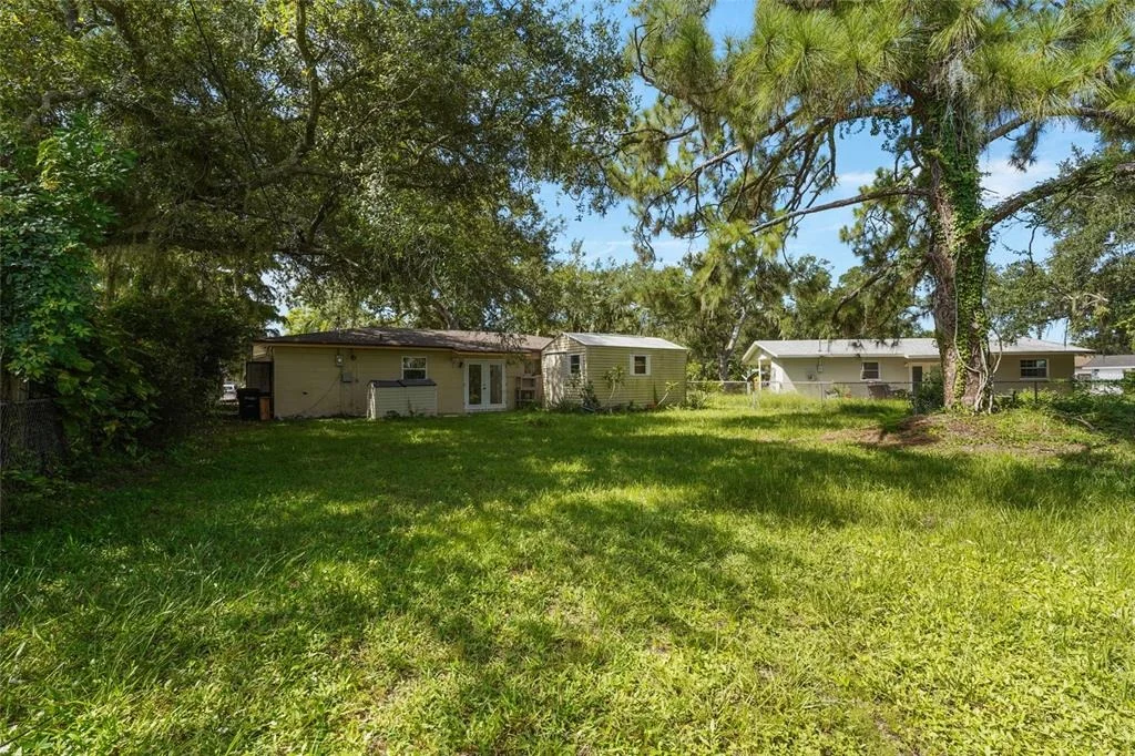 Photo of 4923 BROOKMEADE DRIVE