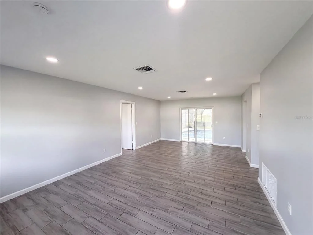 Photo of 2096 W ATMORE CIRCLE