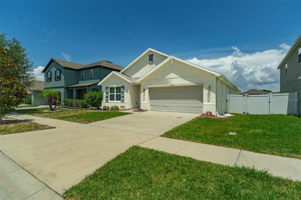 Photo of 10662 PARK MEADOWBROOKE DRIVE