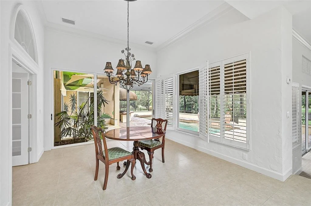 Photo of 909 MACEWEN DRIVE