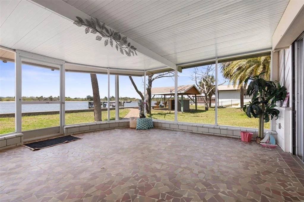 Photo of 2260 JOHN ANDERSON DRIVE