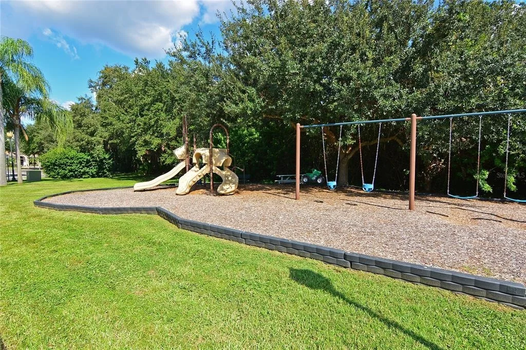 Photo of 11515 SAVANNAH LAKES DRIVE