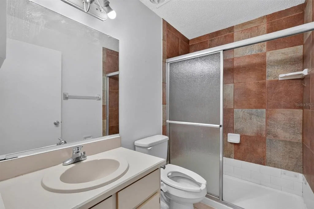 Photo of 20 LAKE MEADOW WAY