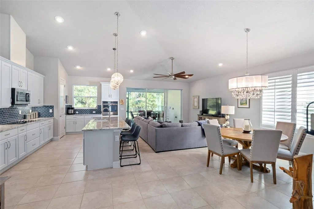Photo of 823 CREEKWOOD DRIVE