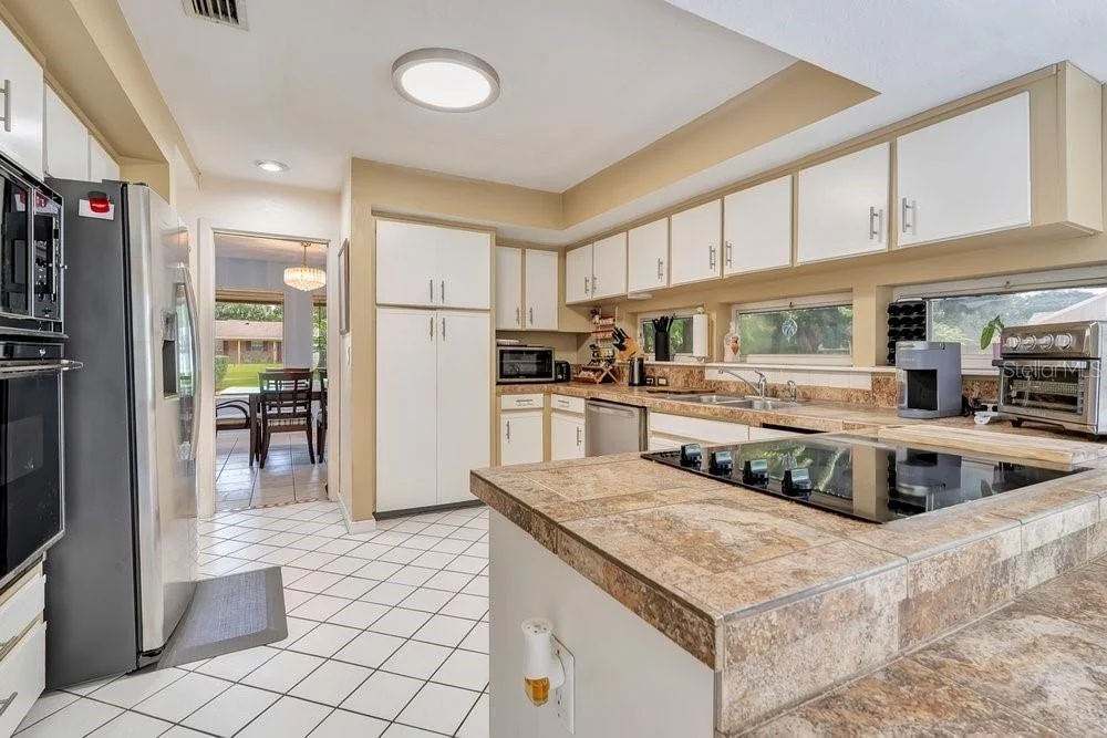 Photo of 233 FLAME AVENUE