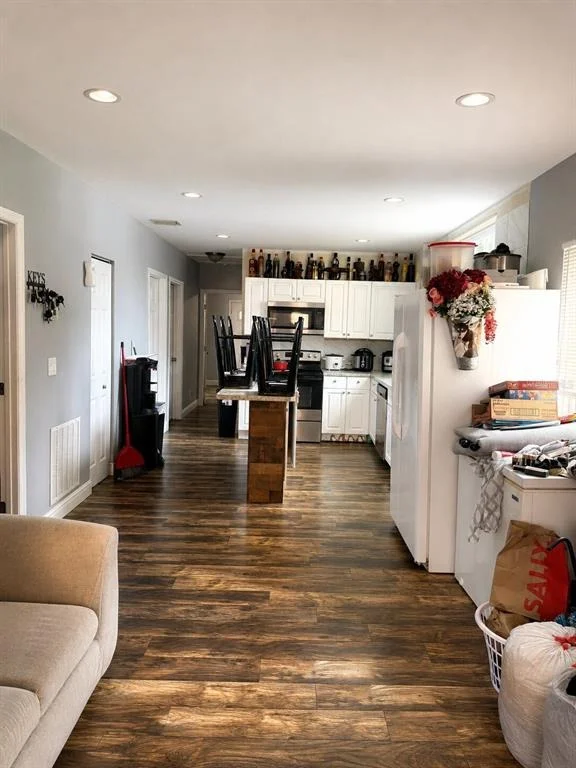 Photo of 1604 ANGLE ROAD