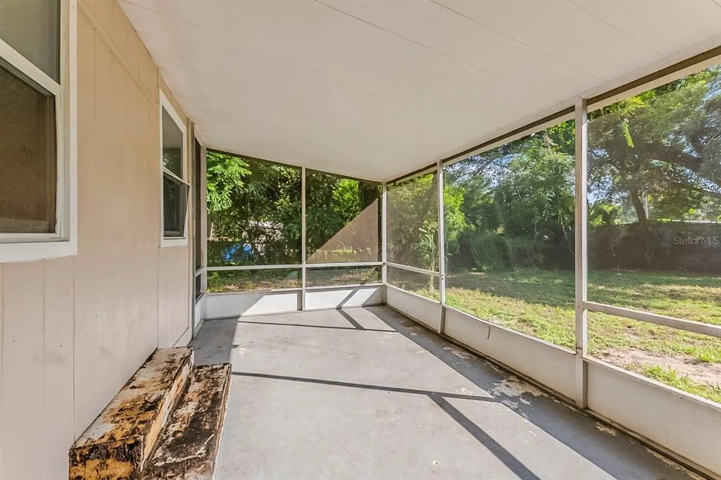 Photo of 1007 EMERALDA ROAD
