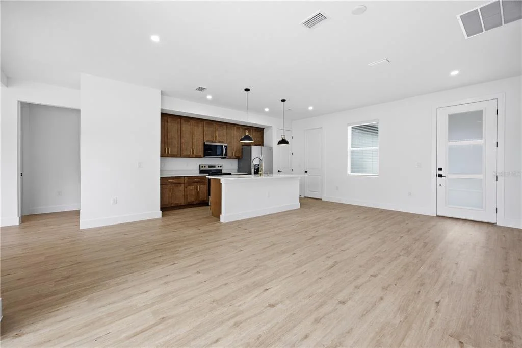 Photo of 1 OAK TRAIL