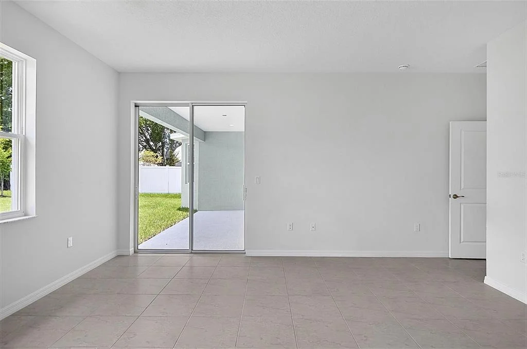 Photo of 10 PERSIMMON DRIVE