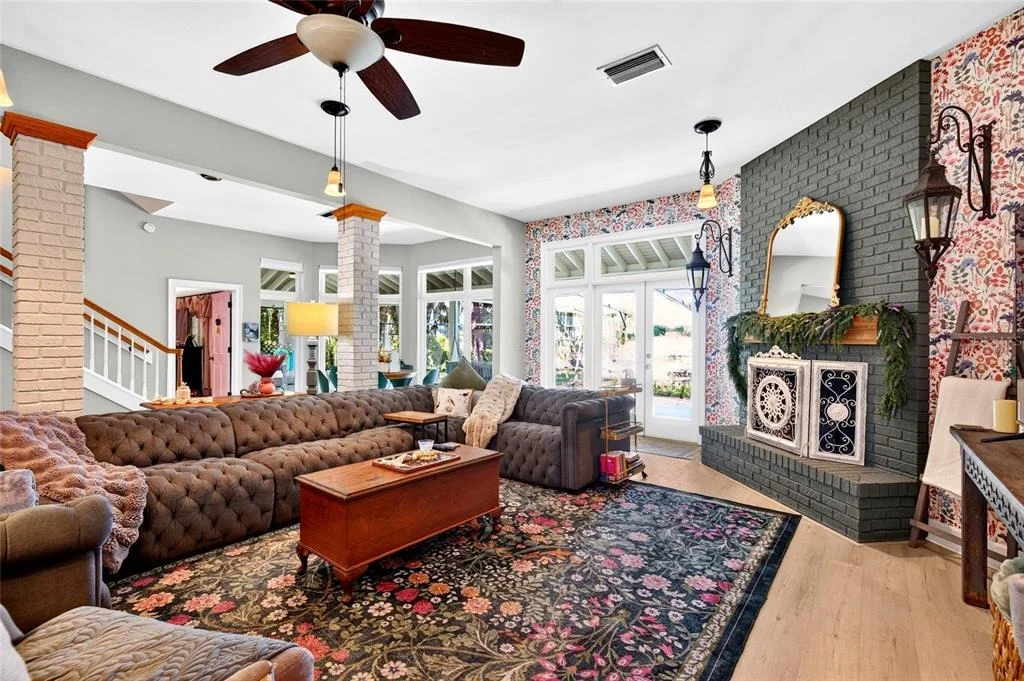Photo of 9945 REDS LANE