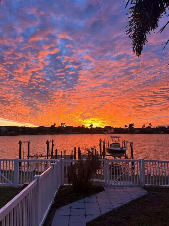 Photo of 5216 POINT HARBOR LANE