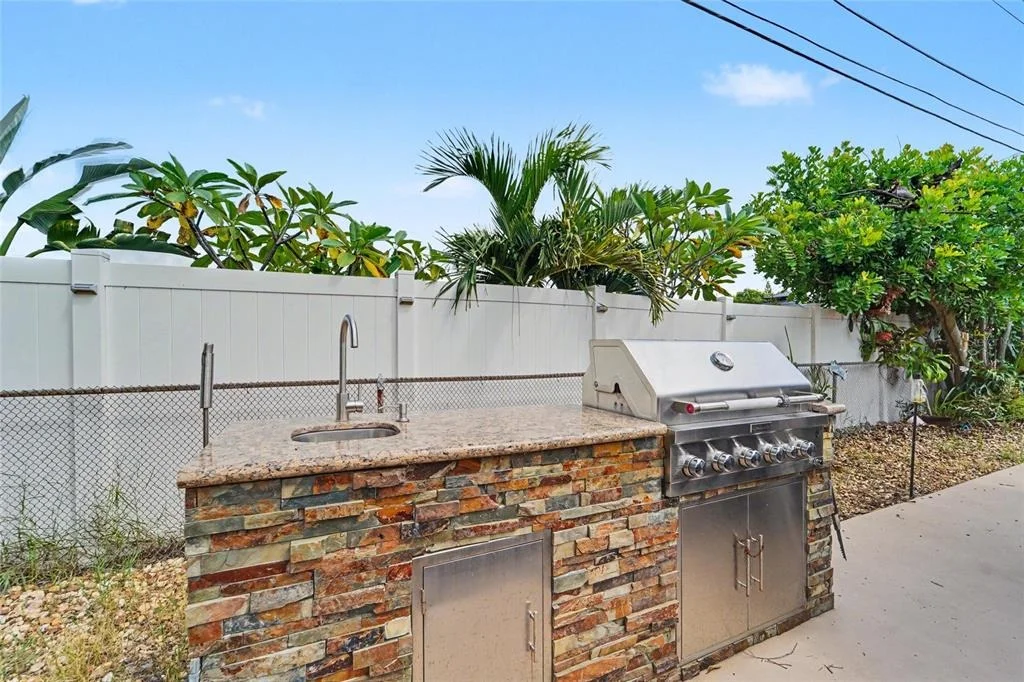 Photo of 1779 AVON LANE