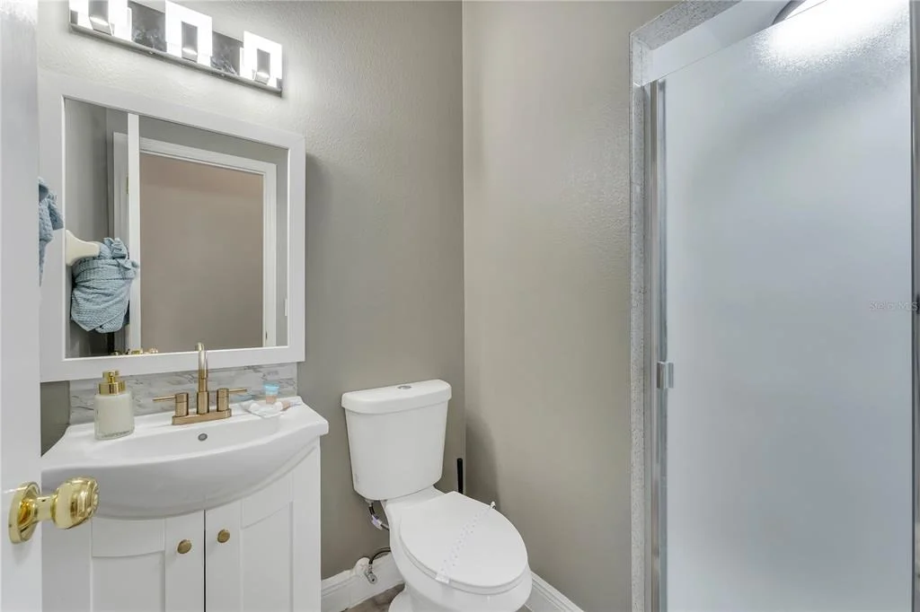 Photo of 419 MCFEE DRIVE