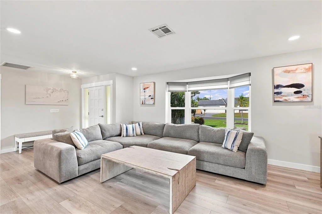 Photo of 302 DEGAS DRIVE
