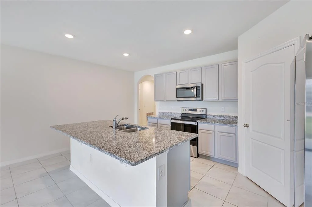 Photo of 6766 GRACE HAMMOCK ROAD