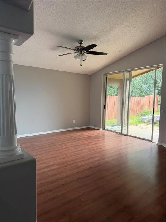 Photo of 1079 STONEHAM DRIVE