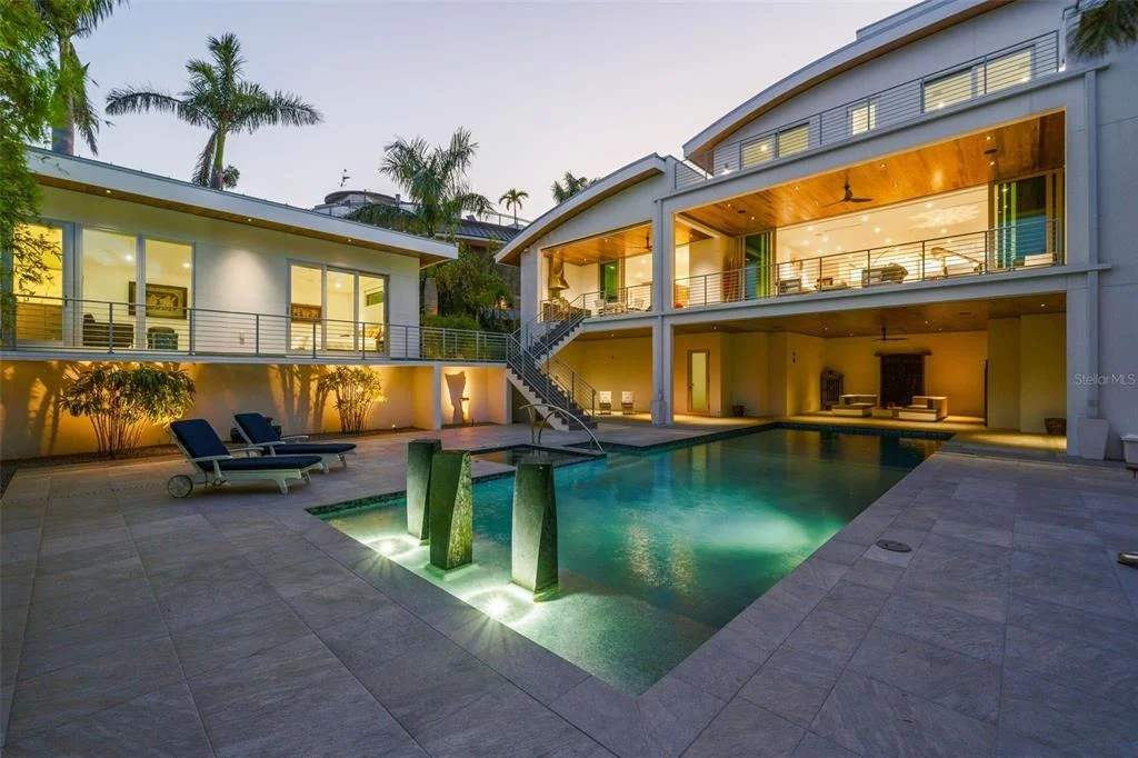 Photo of 1365 HARBOR DRIVE