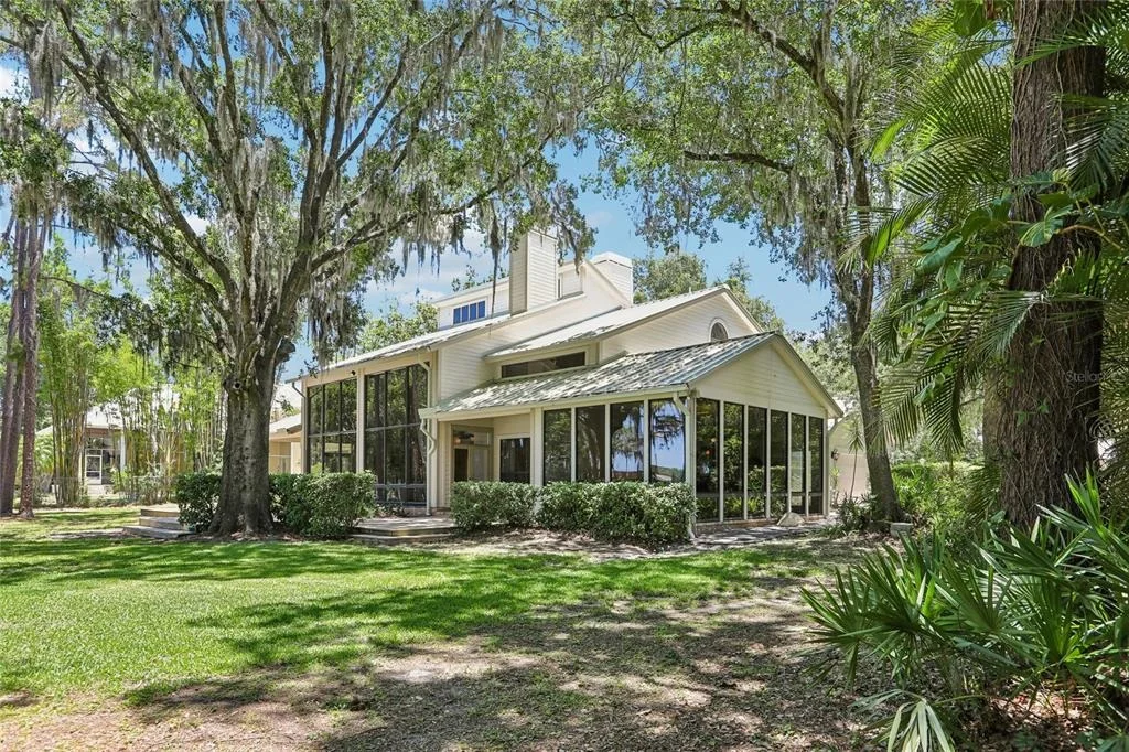 Photo of 17810 CRAWLEY ROAD