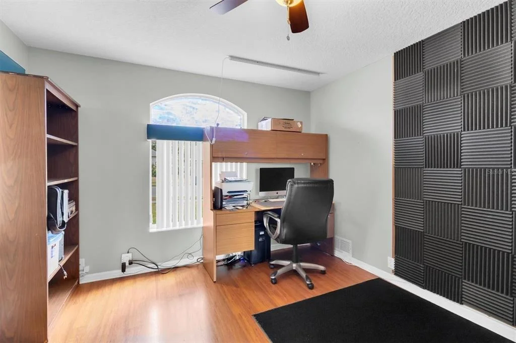 Photo of 8303 CORAL CREEK LOOP
