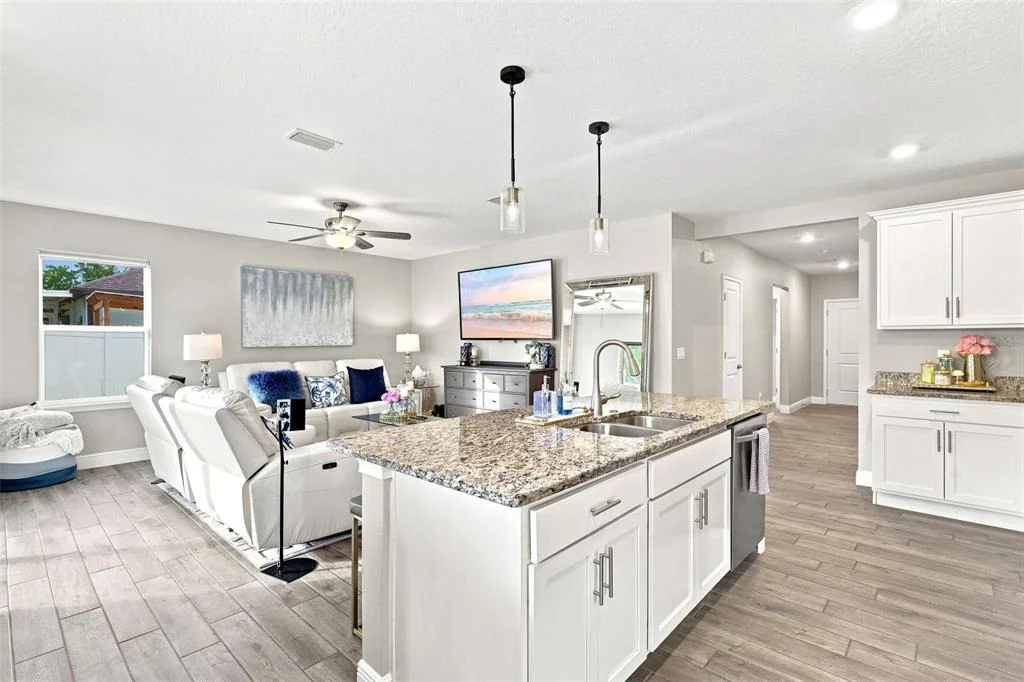 Photo of 520 S SHELL ROAD