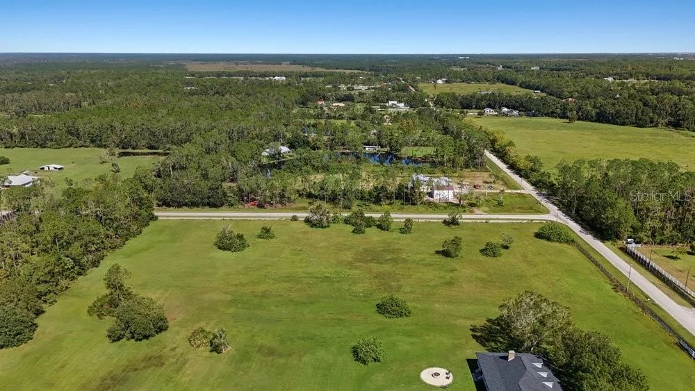 Photo of 420 LEEWAY TRAIL