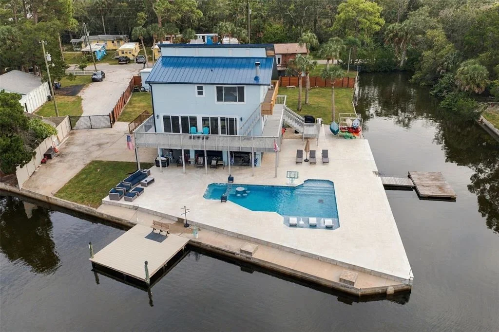 Photo of 14523 BARLOW LANE