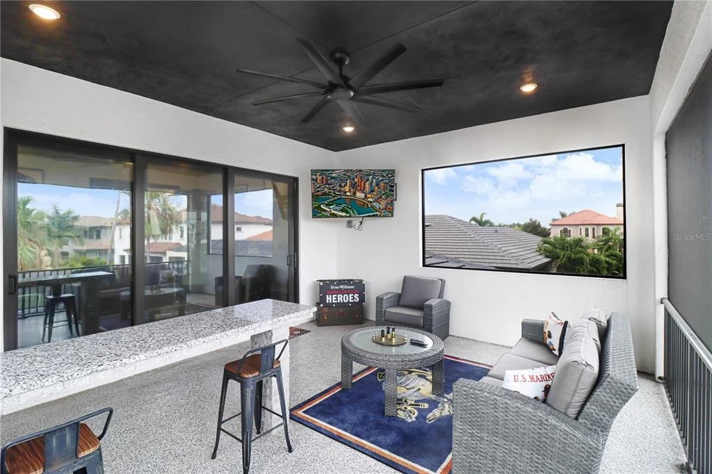 Photo of 6104 LAGOMAR LANE