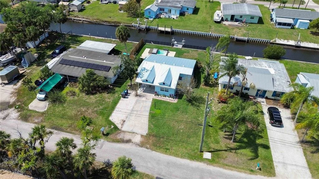 Photo of 607 MANATEE AVENUE