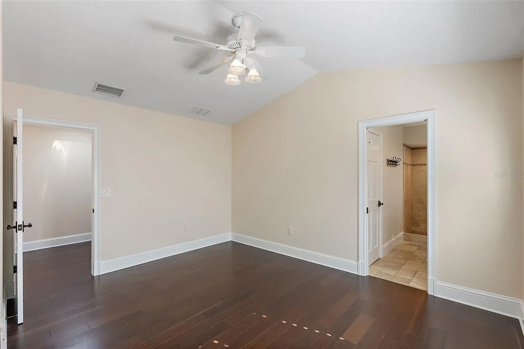 Photo of 2371 LANDINGS CIRCLE
