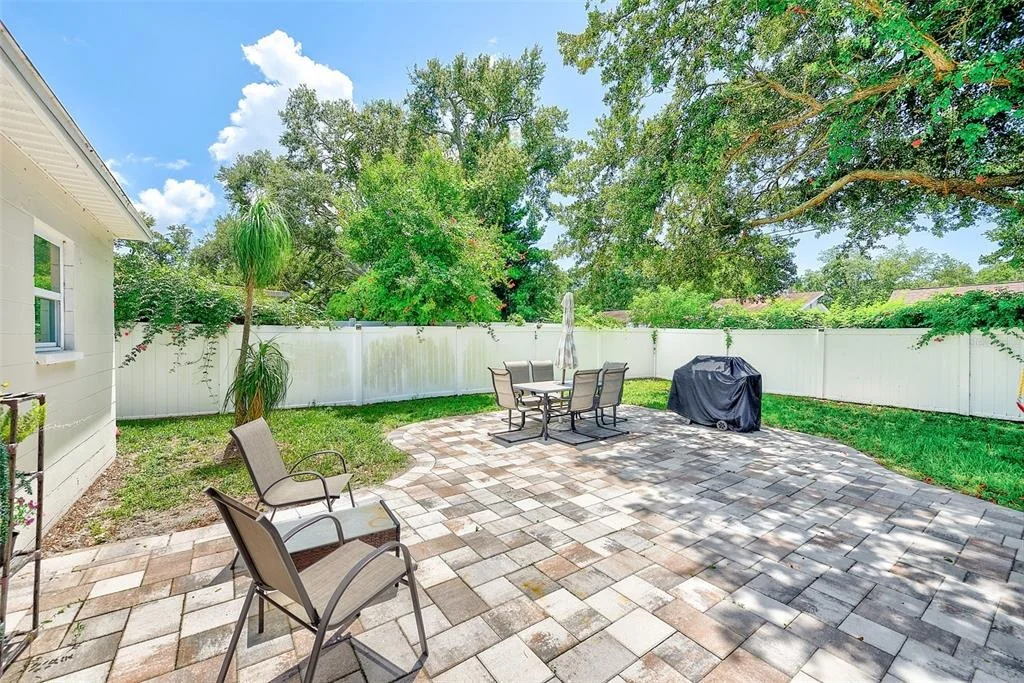 Photo of 10664 STARKEY ROAD
