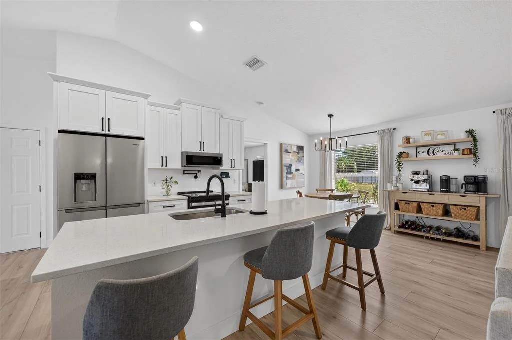 Photo of 12124 COLONIAL ESTATES LANE