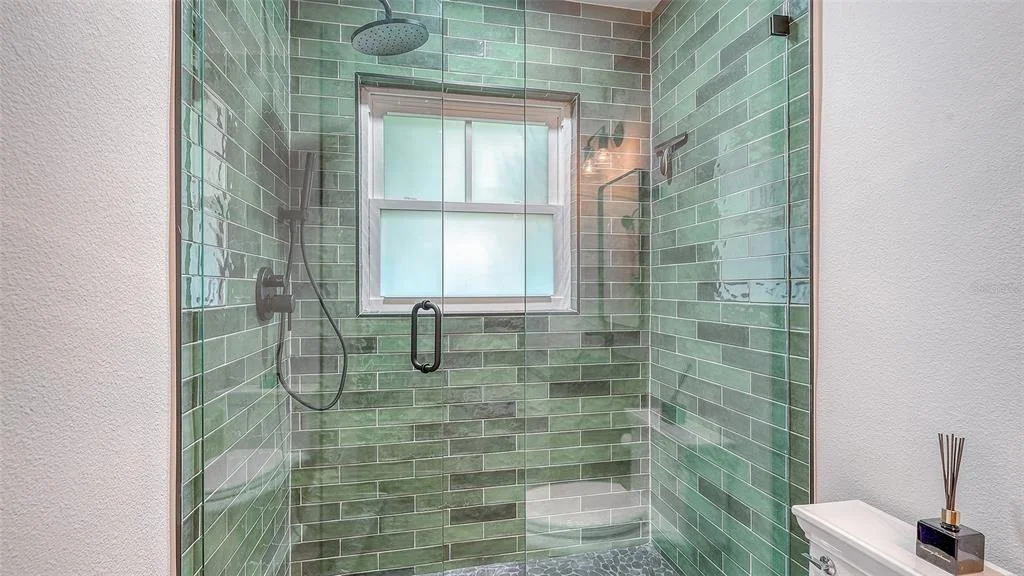 Photo of 602 BUTTONWOOD DRIVE