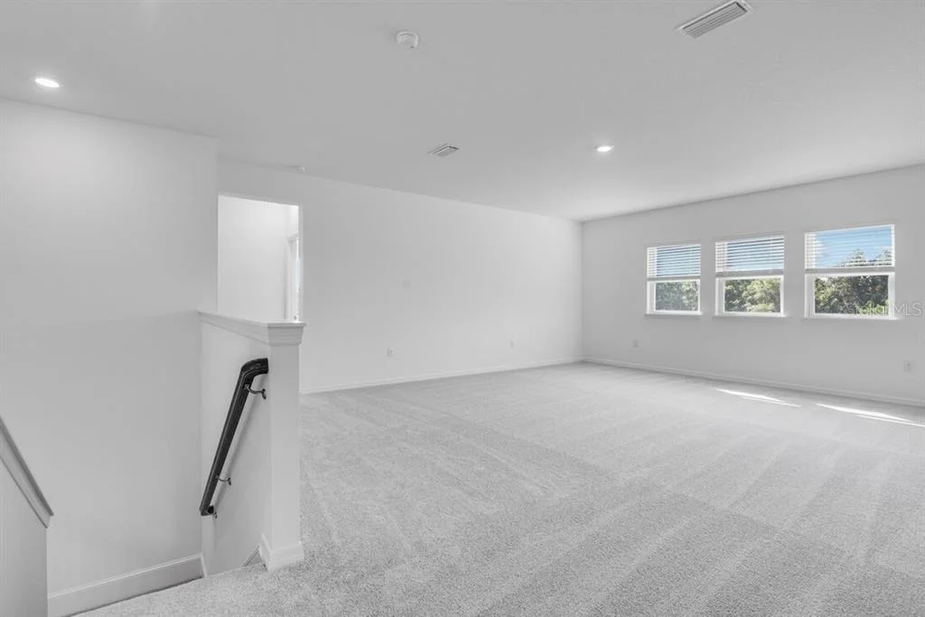 Photo of 846 JUNONIA BOULEVARD