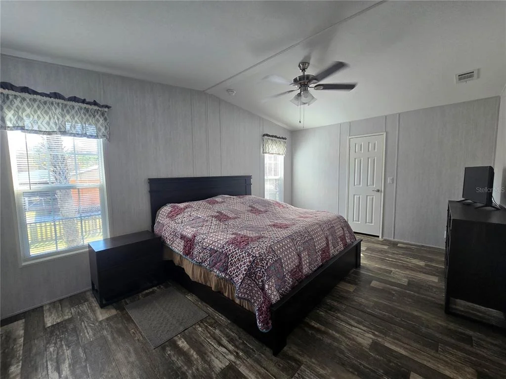 Photo of 56290 CHERRY TREE ROAD